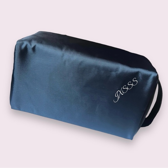 Navy/Black (Faux-Leather) Dior Beauty (Dual-Compartmented) Cosmetic-Make… - Picture 10 of 11